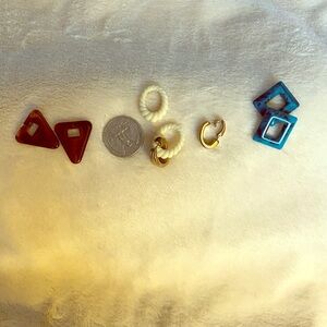 Vtg Avon Earrings w Changeable Color & Shapes